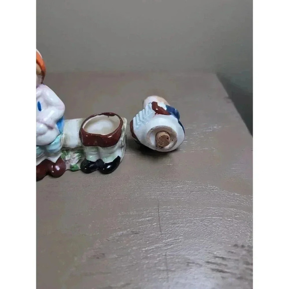 Antique Boy & Girl on Bench W/ Accordion Salt and Pepper Shakers Occupied Japan - Picture 7 of 10